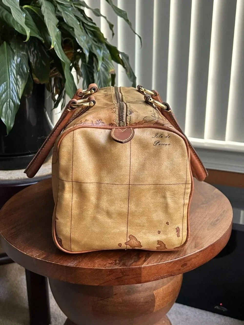 ALVIERO MARTINI Geo Classic Boston Bag, Honey Tan